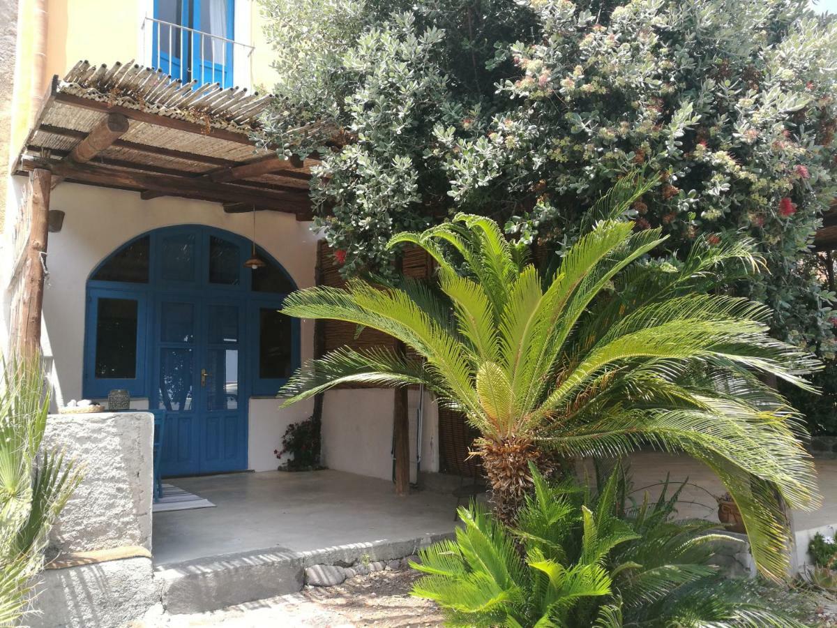 La Casa Di Via Lungomare Santa Marina Salina Exterior foto
