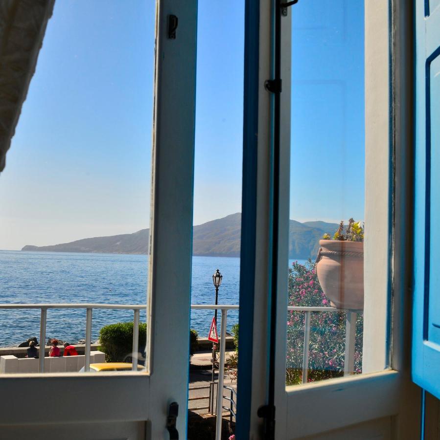La Casa Di Via Lungomare Santa Marina Salina Quarto foto